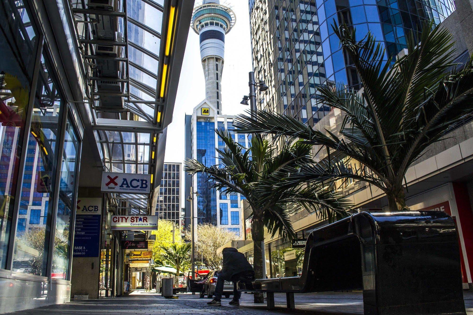 Base Auckland Vandrarhem Exteriör bild
